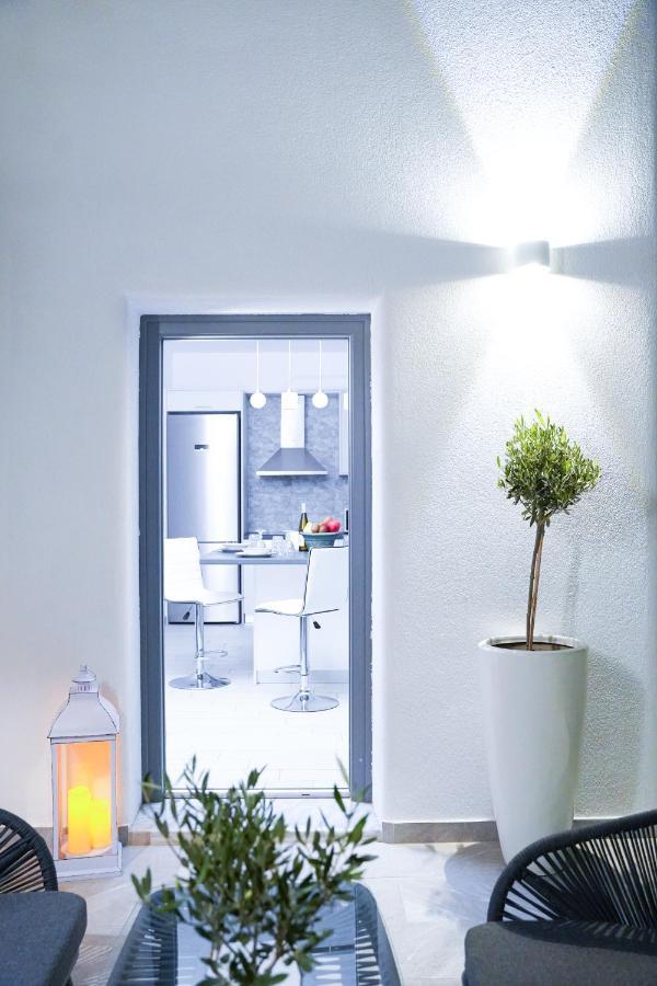 Sunstone Apartment ثيرا المظهر الخارجي الصورة
