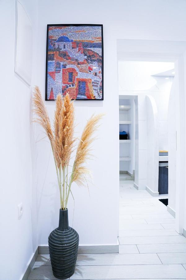 Sunstone Apartment ثيرا المظهر الخارجي الصورة