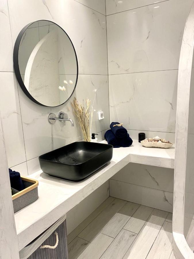Sunstone Apartment ثيرا المظهر الخارجي الصورة
